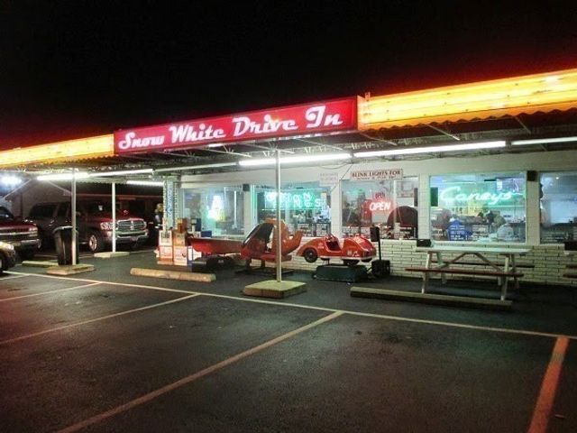 5004 Hunters Village Drive, Lebanon, TN 37087