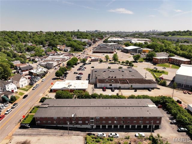 7128 Manchester Avenue 36, St Louis, MO 63143