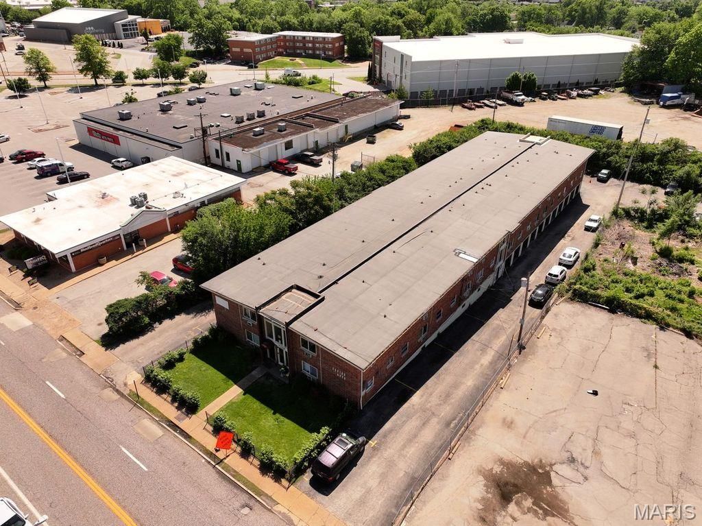 7128 Manchester Avenue 36, St Louis, MO 63143