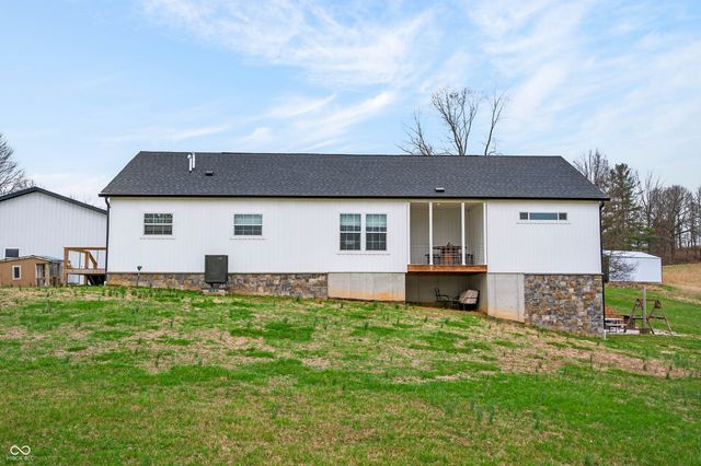 7408 N Tree Farm Road, Solsberry, IN 47459