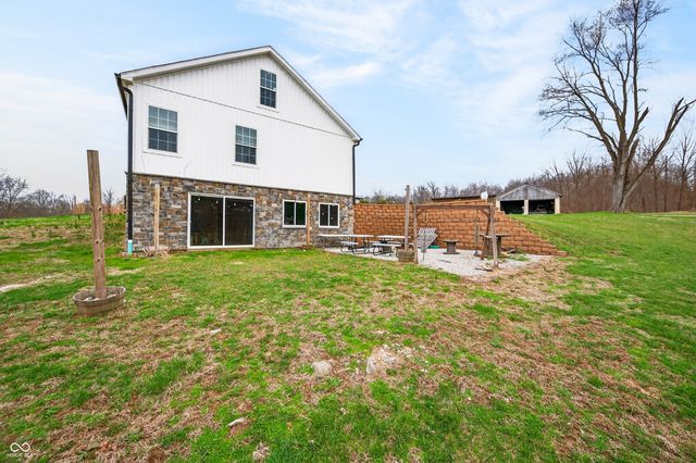 7408 N Tree Farm Road, Solsberry, IN 47459