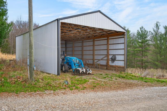7408 N Tree Farm Road, Solsberry, IN 47459