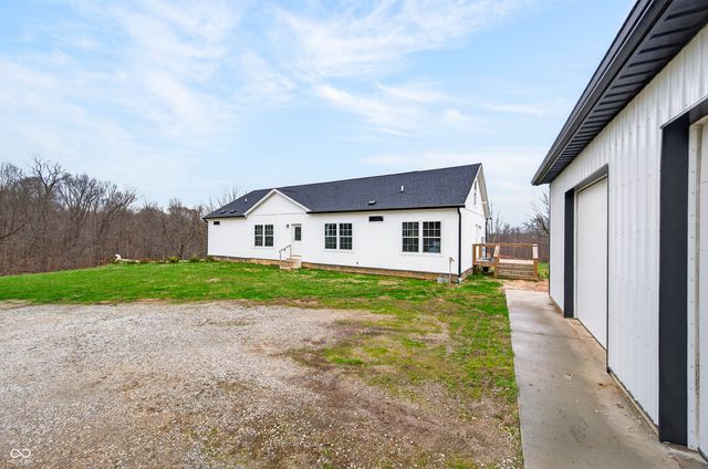 7408 N Tree Farm Road, Solsberry, IN 47459