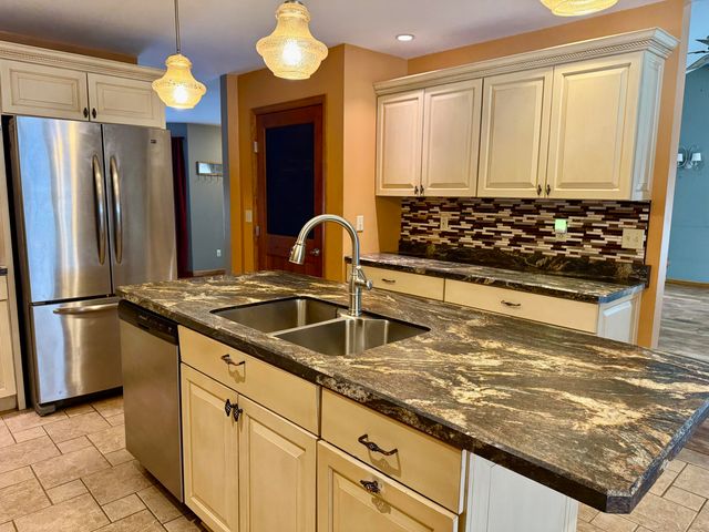 223 Bear Swamp Road, Peru, NY 12972