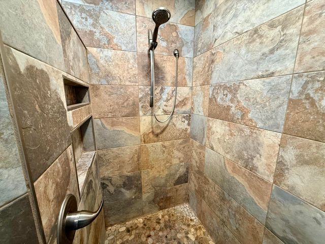 223 Bear Swamp Road, Peru, NY 12972