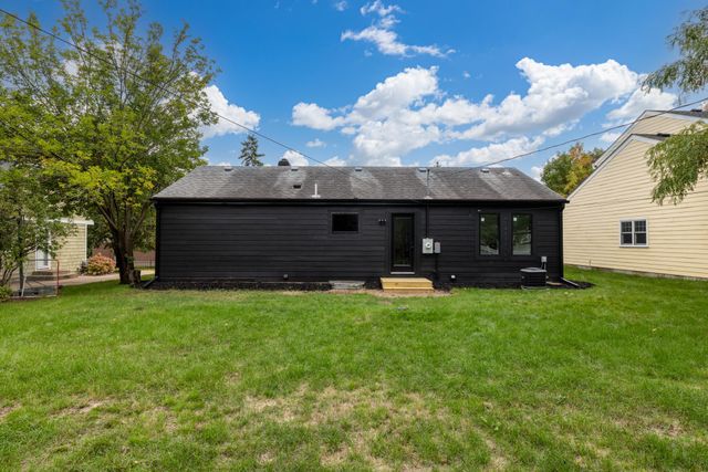 4720 W 41st Street, Saint Louis Park, MN 55416