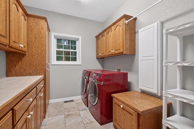 40 Belleza Trace, Hot Springs Village, AR 71909