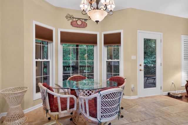 40 Belleza Trace, Hot Springs Village, AR 71909