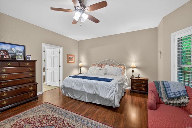 40 Belleza Trace, Hot Springs Village, AR 71909