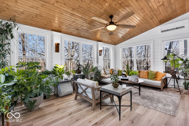 11490 Niagara Drive, Fishers, IN 46037