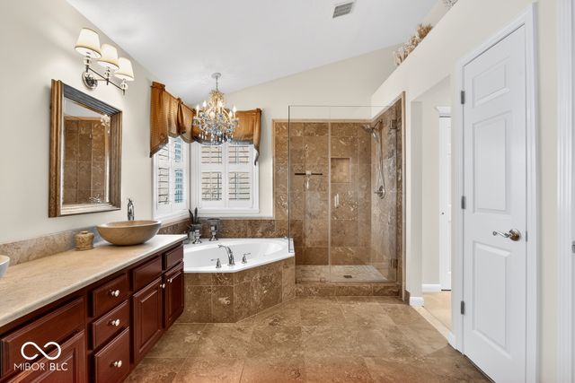 11490 Niagara Drive, Fishers, IN 46037