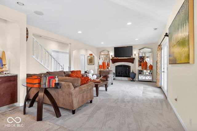 11490 Niagara Drive, Fishers, IN 46037