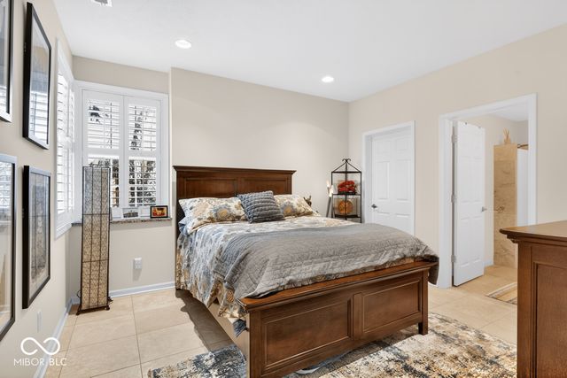 11490 Niagara Drive, Fishers, IN 46037