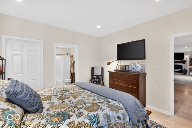 11490 Niagara Drive, Fishers, IN 46037