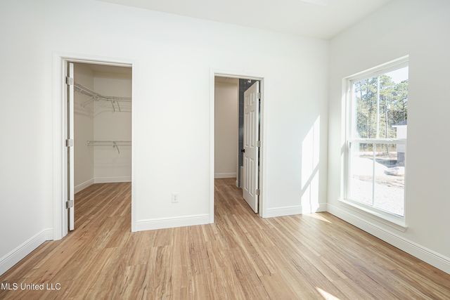 811 Bay Street, Ocean Springs, MS 39564