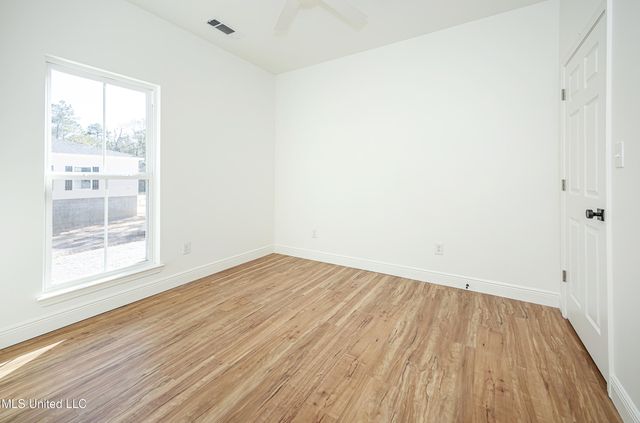 811 Bay Street, Ocean Springs, MS 39564