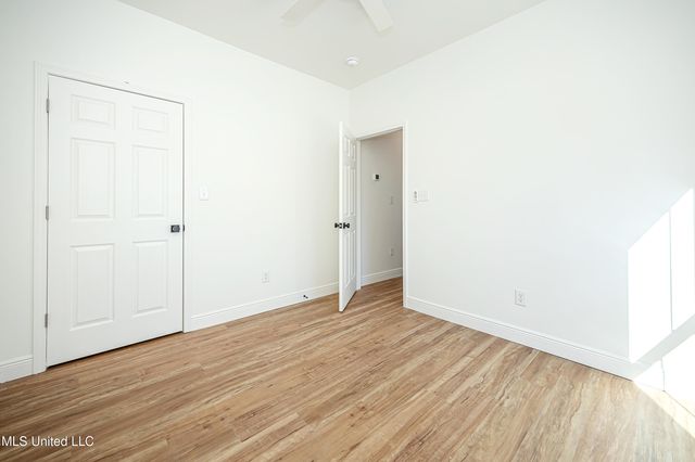 811 Bay Street, Ocean Springs, MS 39564