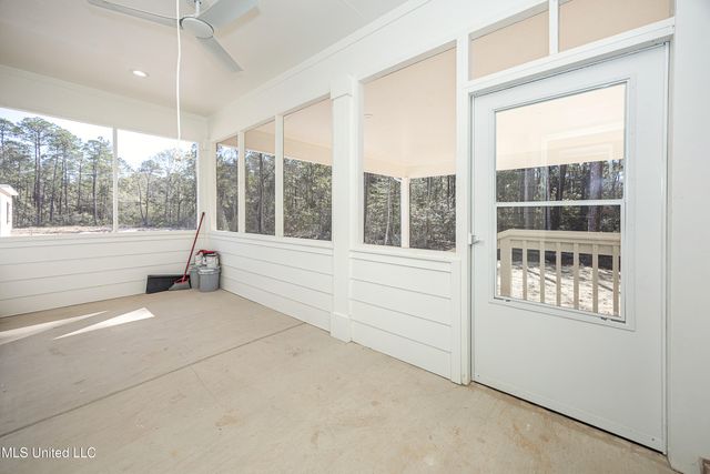 811 Bay Street, Ocean Springs, MS 39564