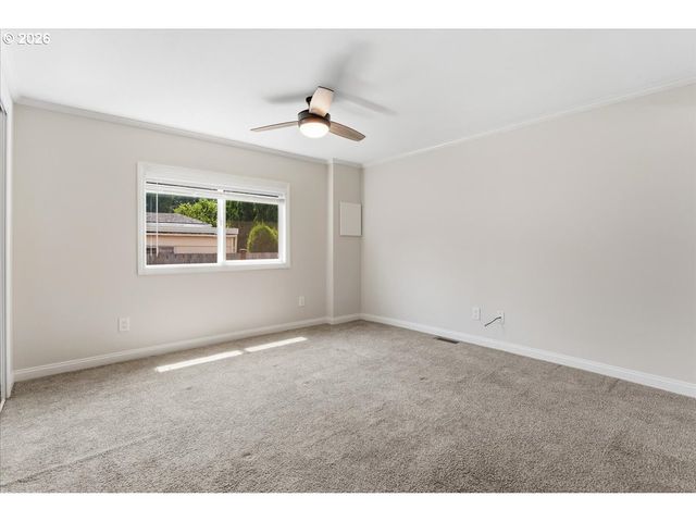 100 Sw 195TH Ave 10, Beaverton, OR 97006