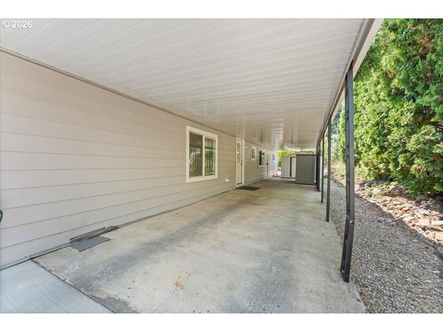 100 Sw 195TH Ave 10, Beaverton, OR 97006