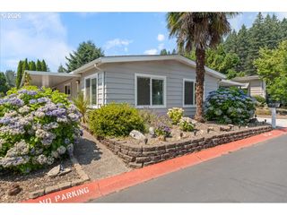100 Sw 195TH Ave 10, Beaverton, OR 97006