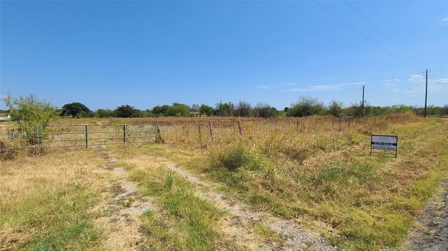 8895 County Road 3609, Quinlan, TX 75474
