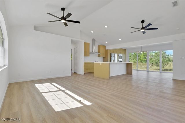 2685 29th AVE NE, Naples, FL 34120