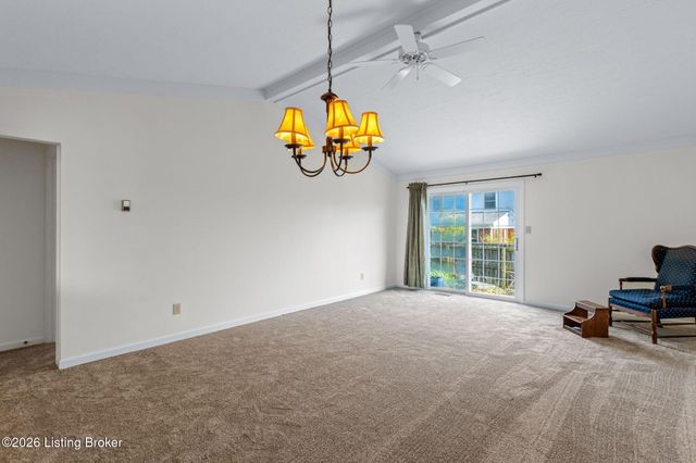 8800 Doe Run Ct, Louisville, KY 40242