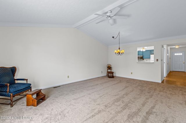 8800 Doe Run Ct, Louisville, KY 40242