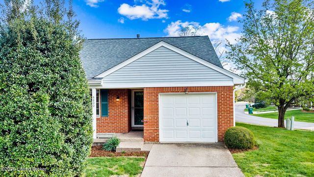 8800 Doe Run Ct, Louisville, KY 40242