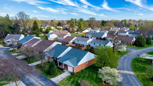 8800 Doe Run Ct, Louisville, KY 40242