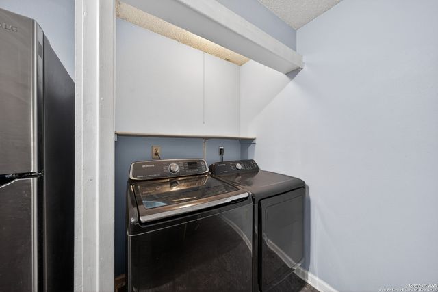 9714 Valley Crest, San Antonio, TX 78250