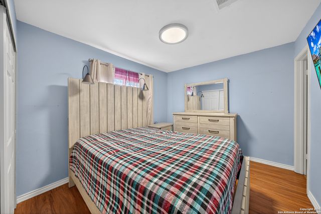 9714 Valley Crest, San Antonio, TX 78250