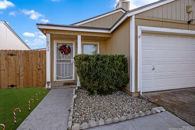 9714 Valley Crest, San Antonio, TX 78250