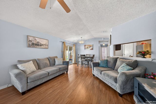 9714 Valley Crest, San Antonio, TX 78250