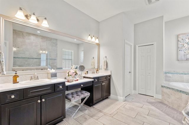 13340 FAWN LILY DRIVE, Riverview, FL 33579