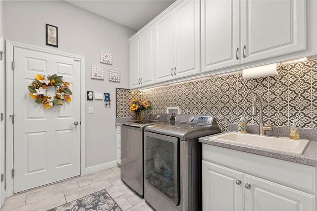 13340 FAWN LILY DRIVE, Riverview, FL 33579