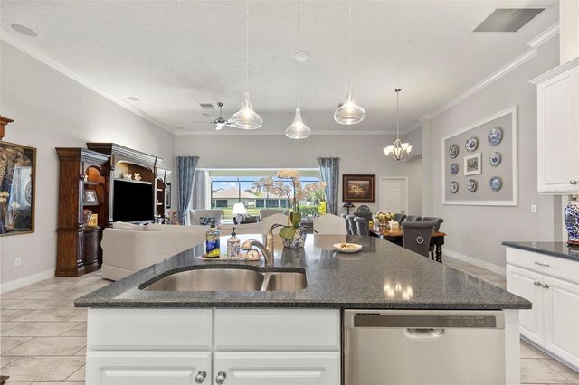 13340 FAWN LILY DRIVE, Riverview, FL 33579
