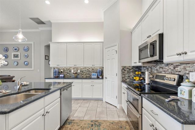 13340 FAWN LILY DRIVE, Riverview, FL 33579
