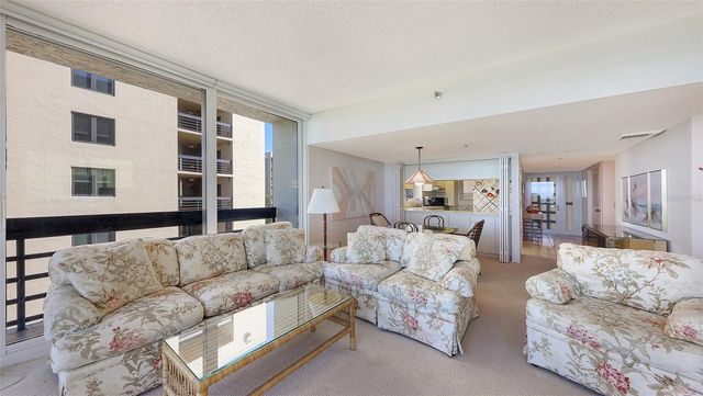 1045 GULF OF MEXICO DRIVE 301, Longboat Key, FL 34228