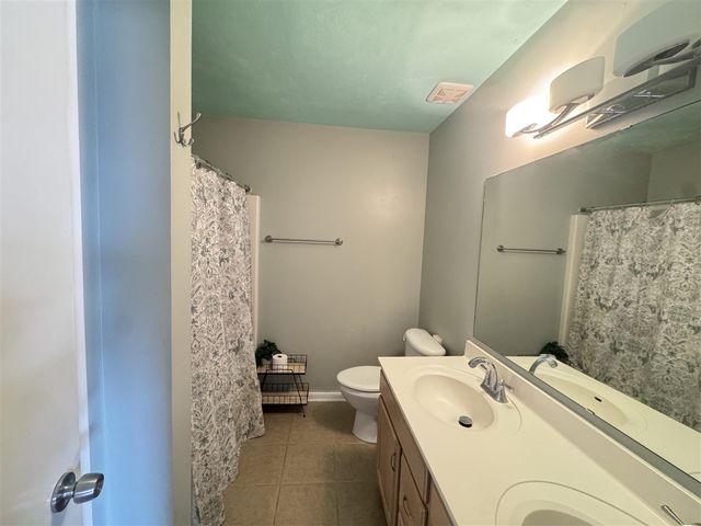 4495 Brookmeadow Drive, Grand Rapids, MI 49512