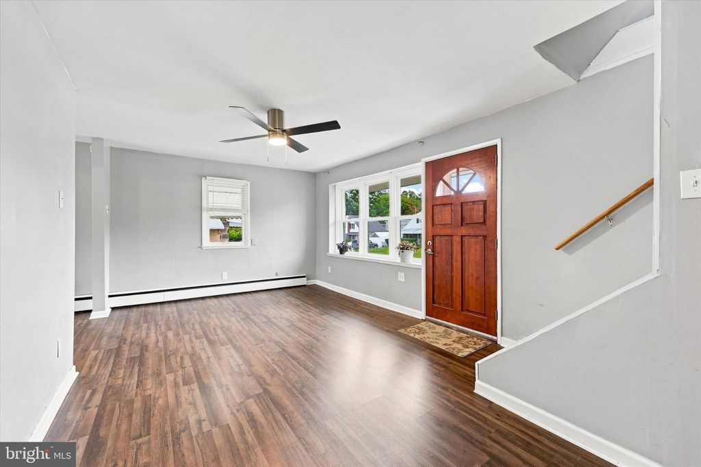 741 CRICKET LN, ALDAN, PA 19018 — photo 5