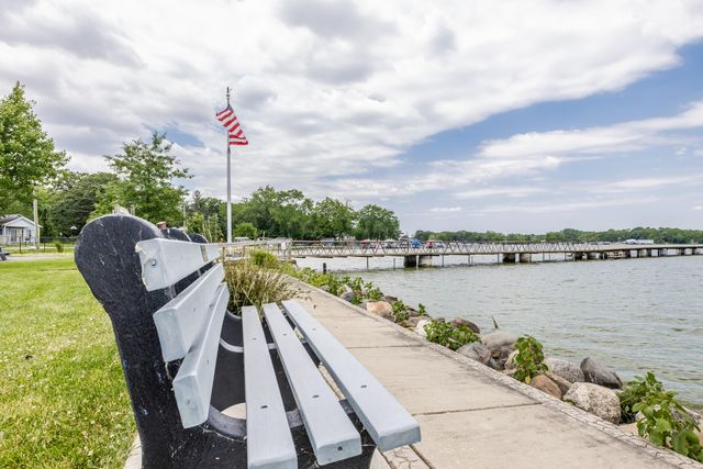 14513 Lake Shore Drive, Cedar Lake, IN 46303