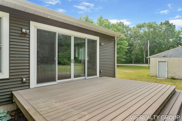 13407 152nd Avenue, Grand Haven, MI 49417