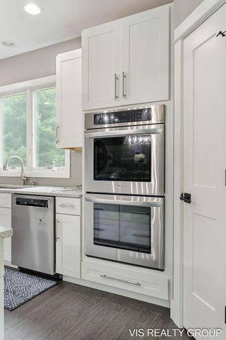 13407 152nd Avenue, Grand Haven, MI 49417