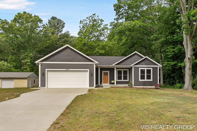 13407 152nd Avenue, Grand Haven, MI 49417