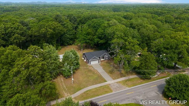 13407 152nd Avenue, Grand Haven, MI 49417