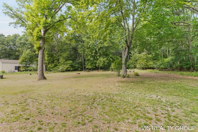 13407 152nd Avenue, Grand Haven, MI 49417