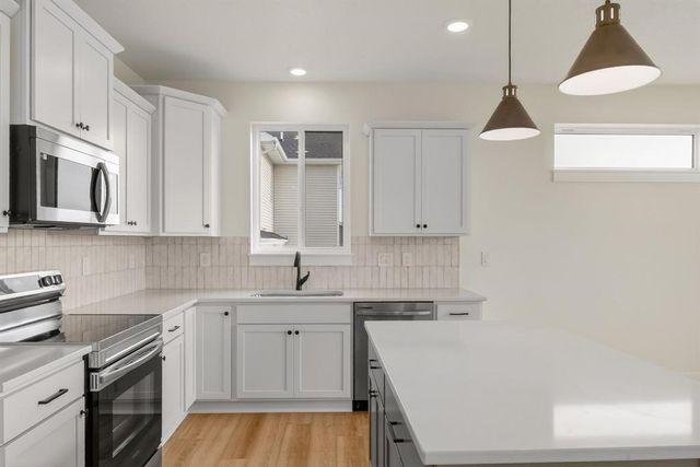 850 11th Street, Waukee, IA 50263