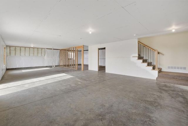 850 11th Street, Waukee, IA 50263